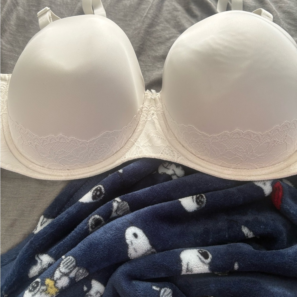 Torrid White Lace Push-Up Bra